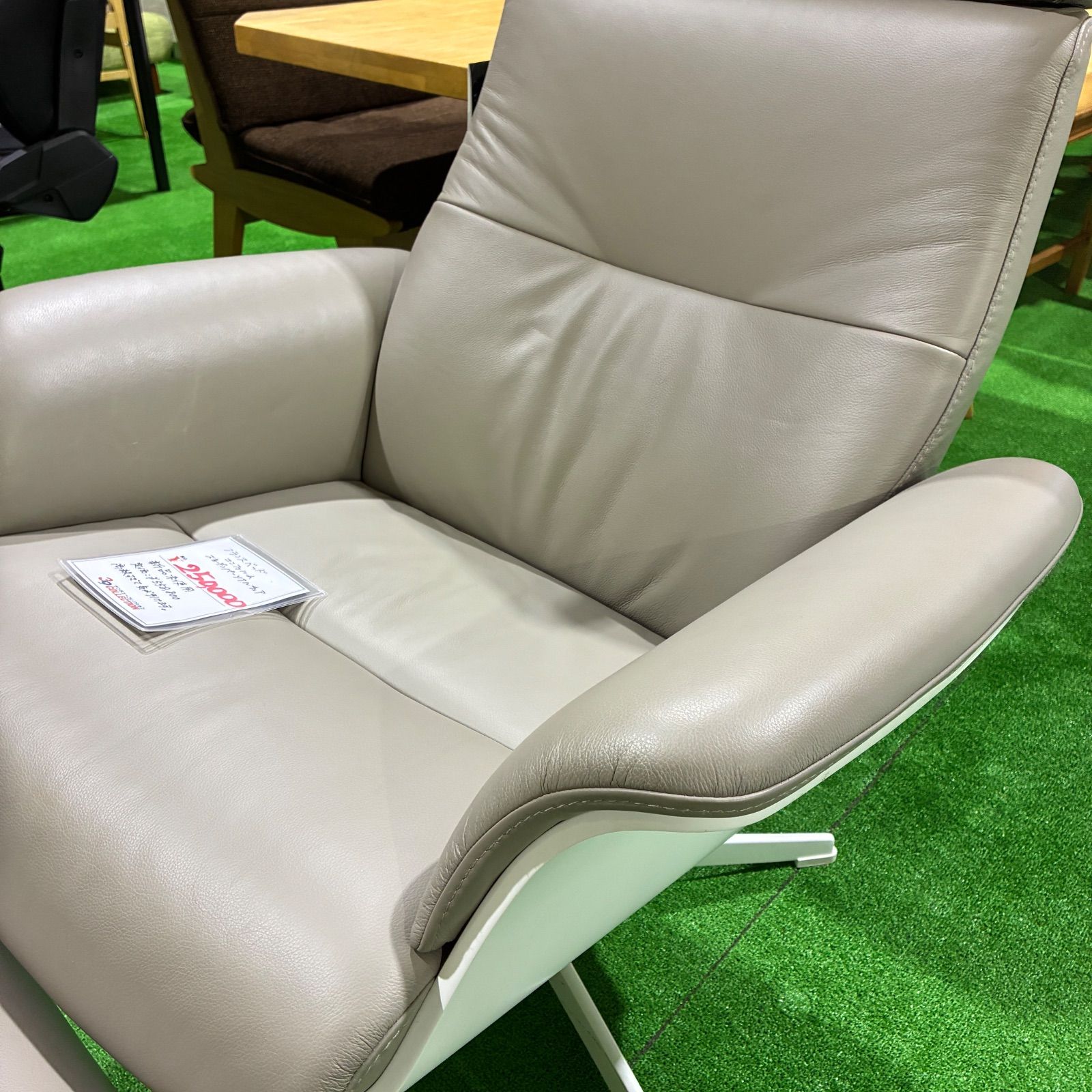 スウェーデン製