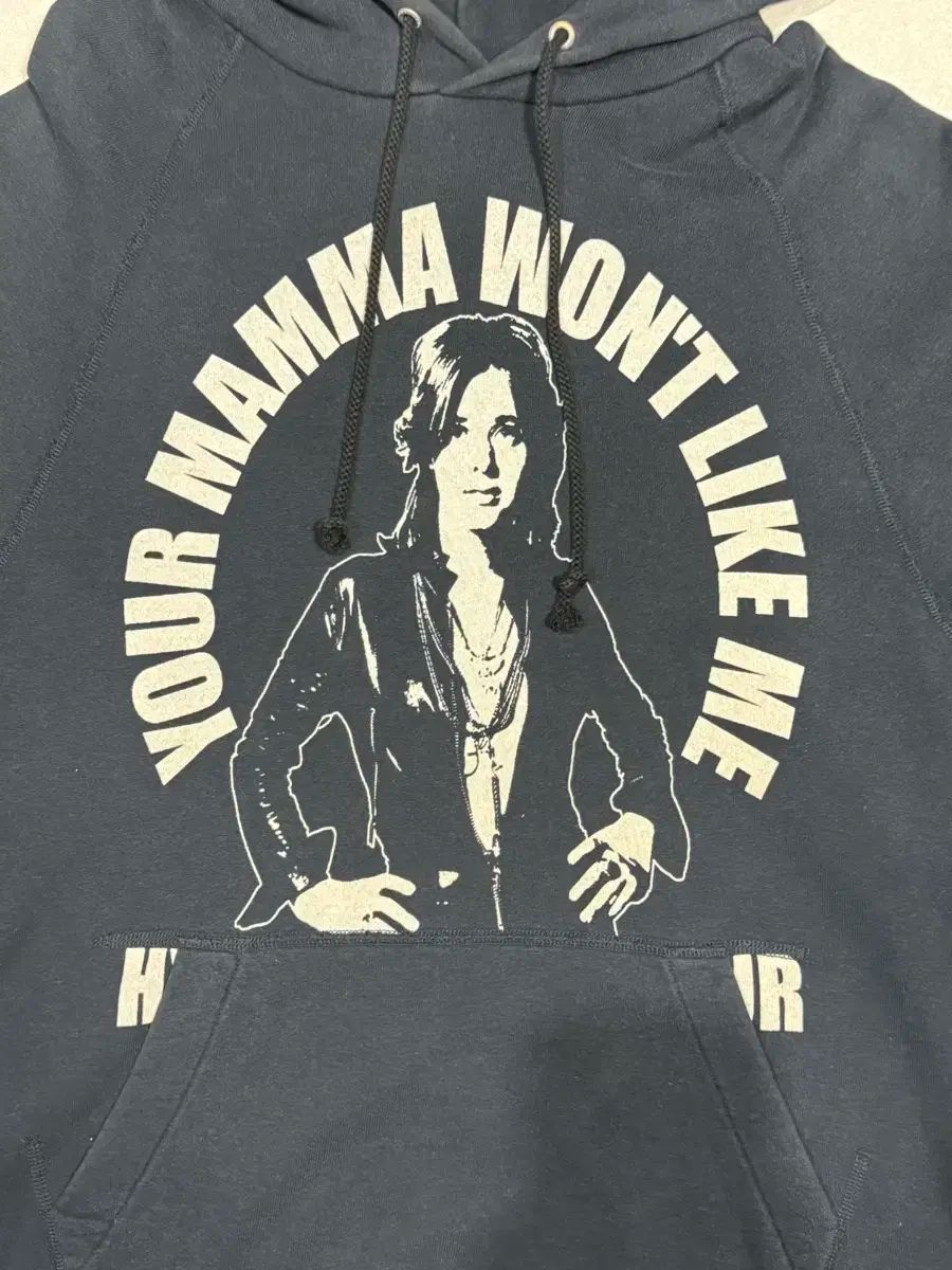 ステリック コメント グラマー ブルーアーカイブ ブルアカ あなたのお母さんは私を嫌うだろう フード Tシャツ