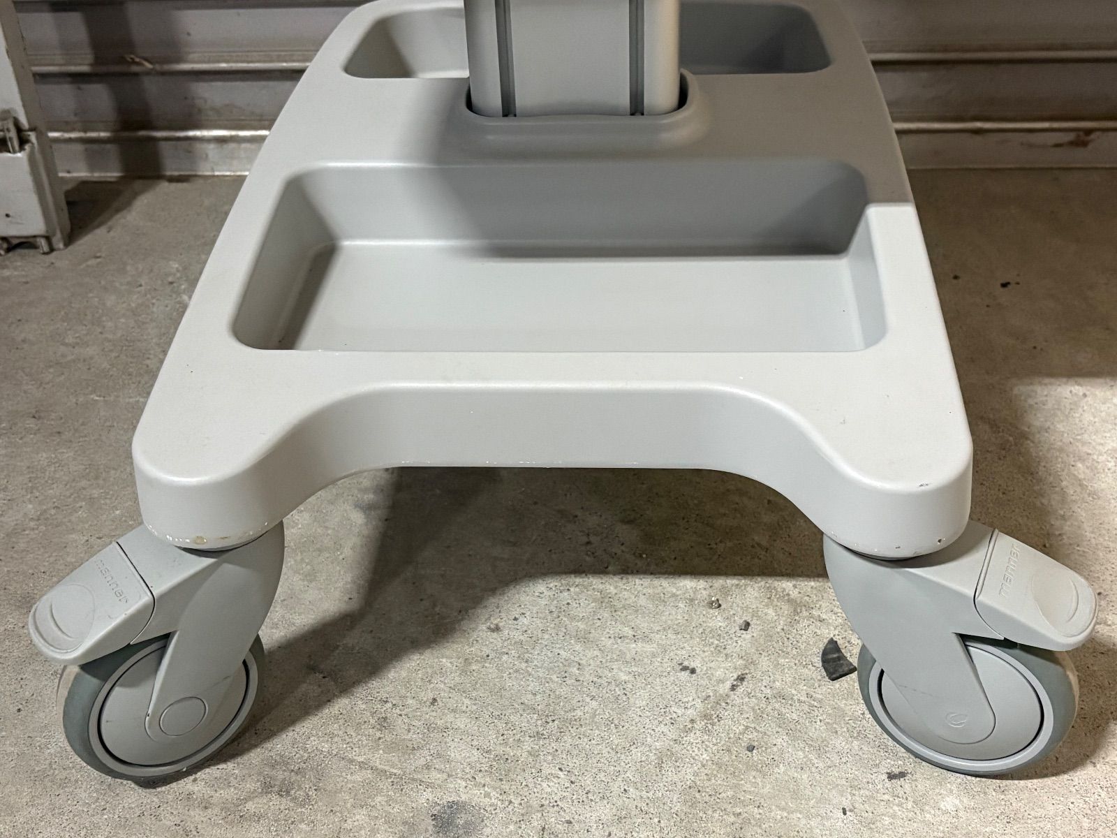 Trolley トロリー