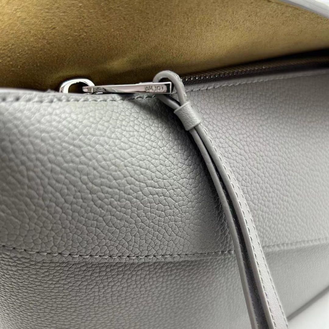 ショルダーバッグ