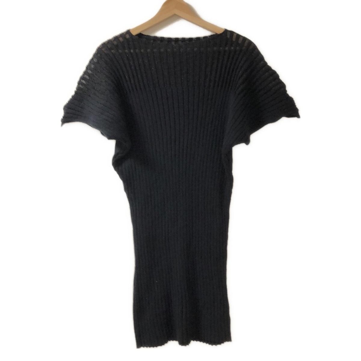 ISSEYMIYAKE イッセイミヤケ ワンピース サイズ2 M レディース - 黒 半袖 ひざ丈 ニット ラメ