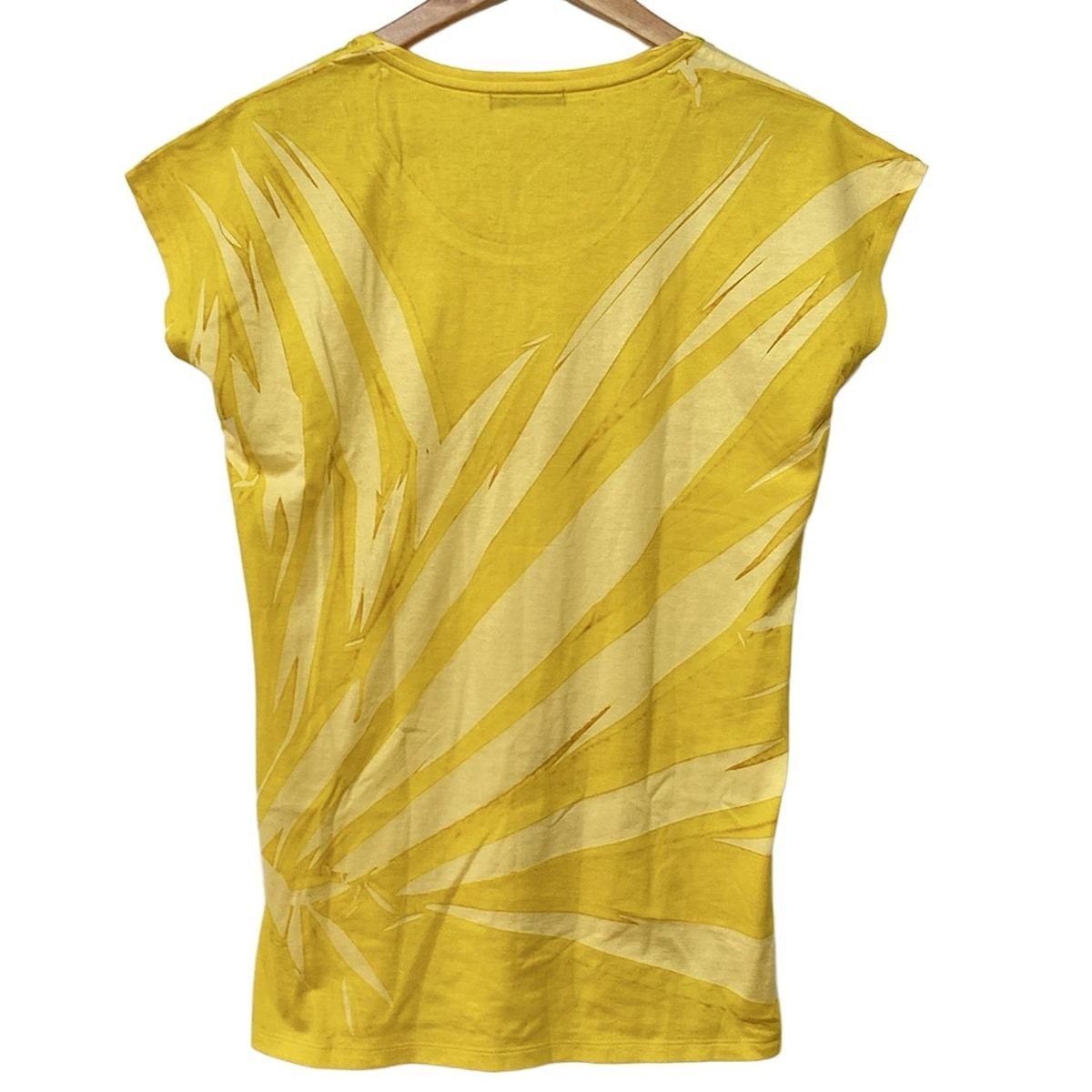 イッセイミヤケ チュニック サイズ2 M レディース - イエロー×ライトイエロー クルーネック 半袖