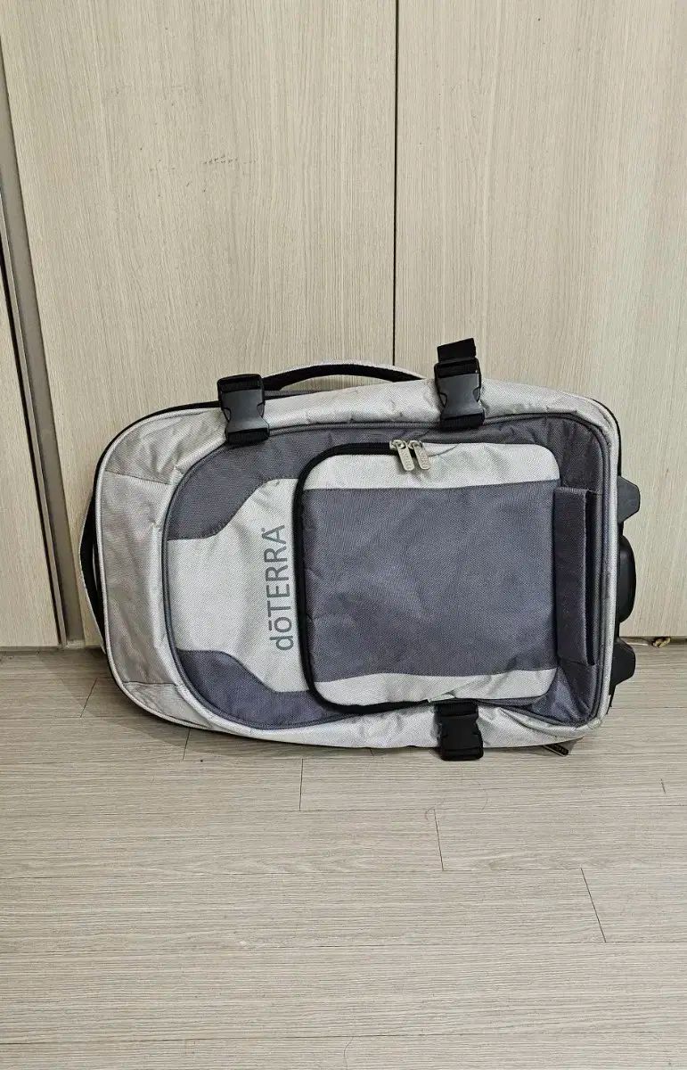 ドテラ キャリアー型