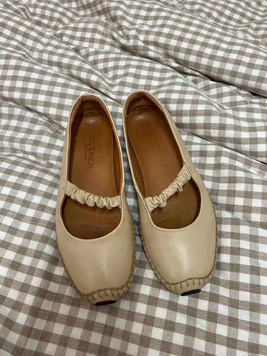 CUEREN クエレン バレリーナ 13 トープ ベージュ 230