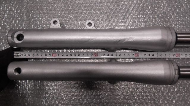 ドラッグスター250 VG05J の フロントフォーク 1761894148