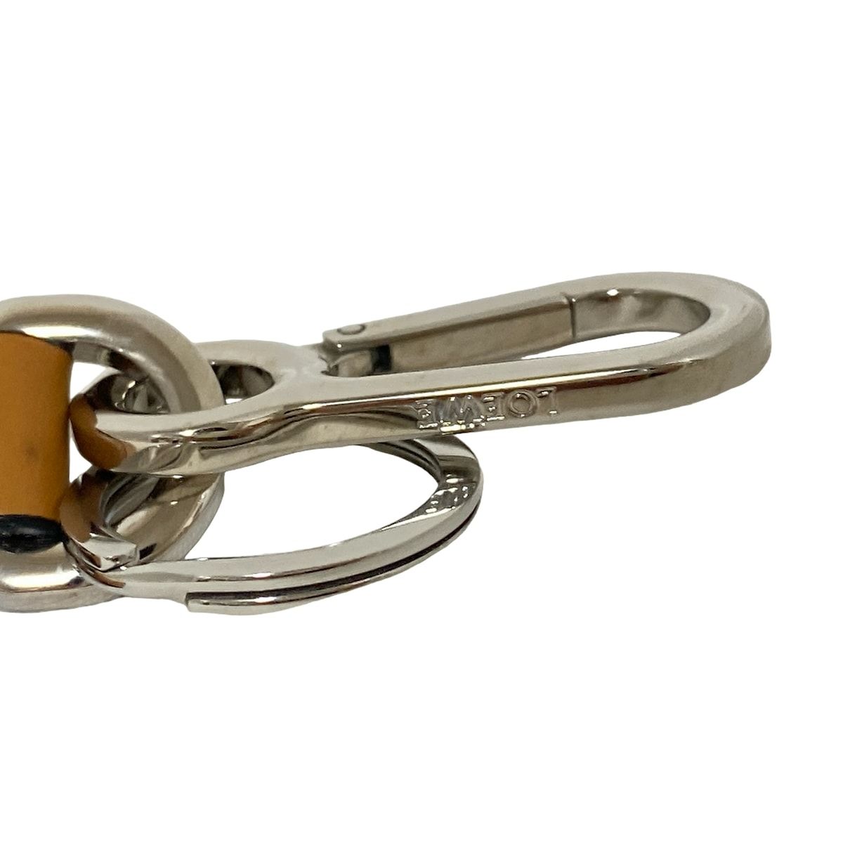 ライトブラウン×シルバー レザー