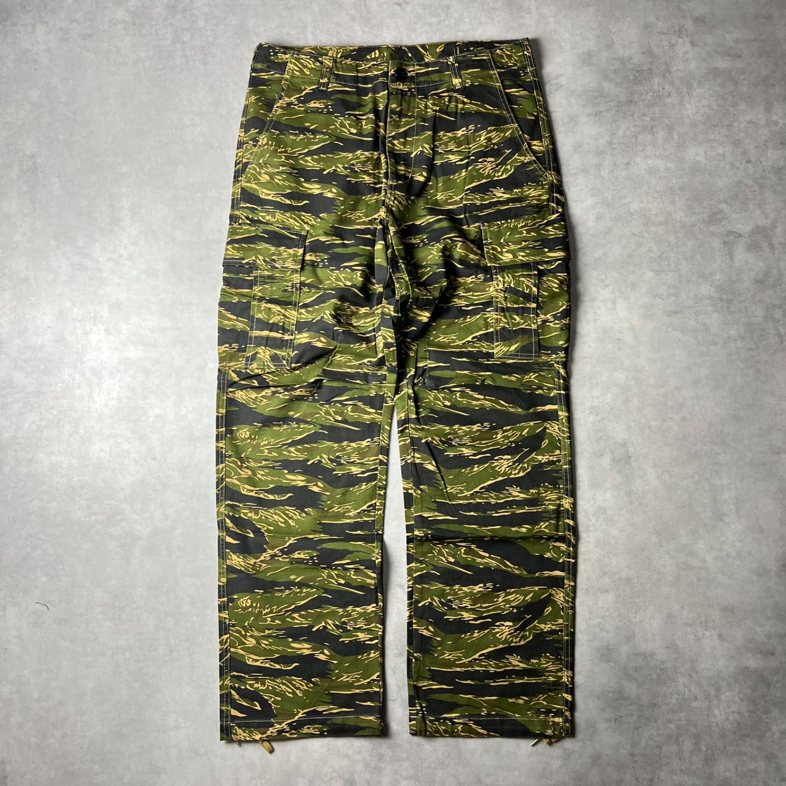 🟥新品未使用🟥 タイガーカモ タイガーストライプ カーゴパンツ ワーク