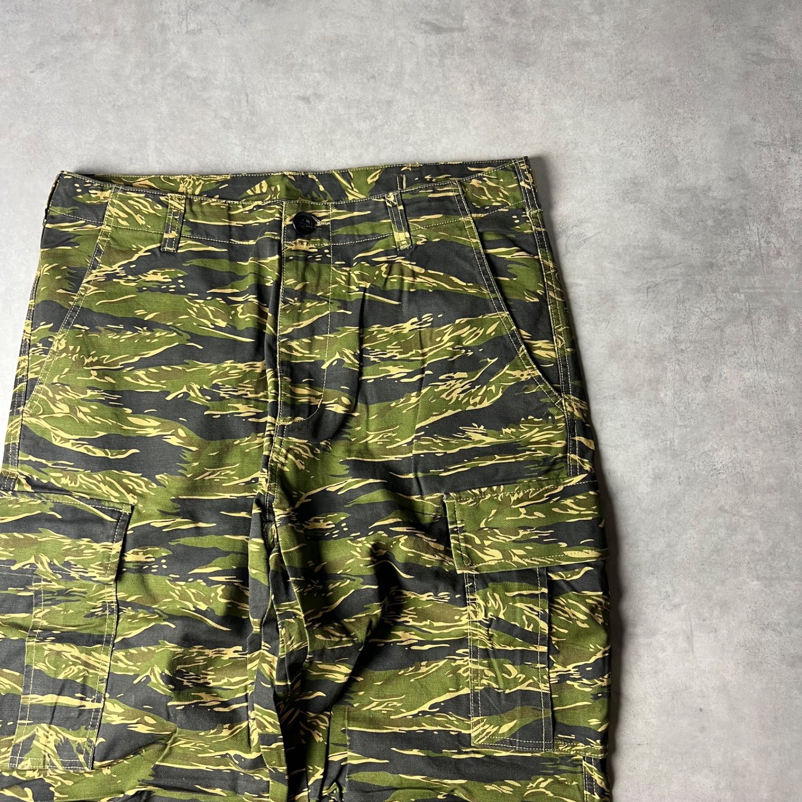 🟥新品未使用🟥 タイガーカモ タイガーストライプ カーゴパンツ ワーク