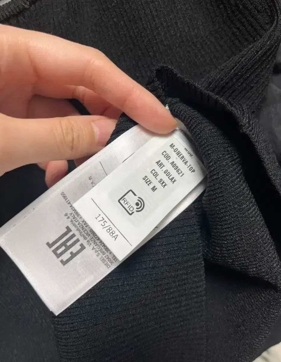 ノースリーブ m