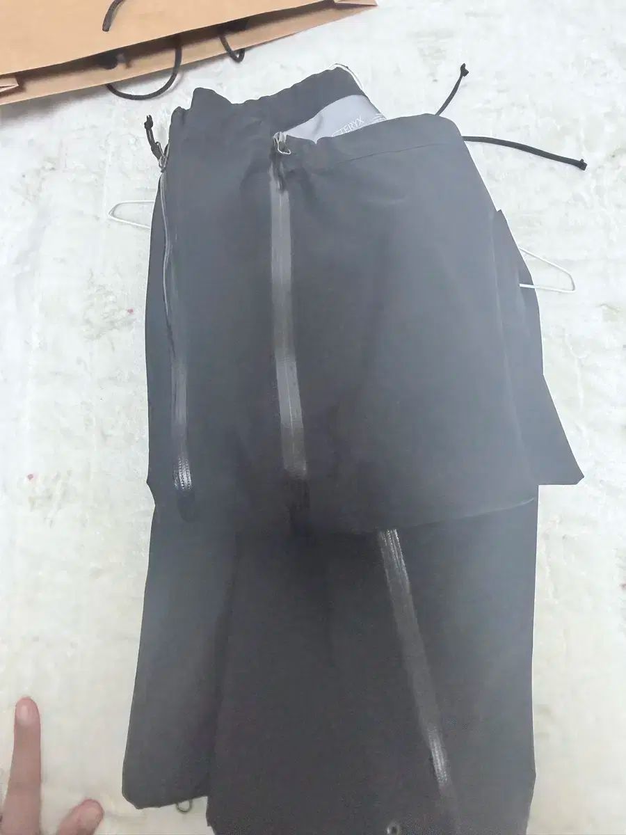  ARC TERYX アークテリクス アルファSV XL ブラック ベータ パンツ ブラックL s その他 アウター