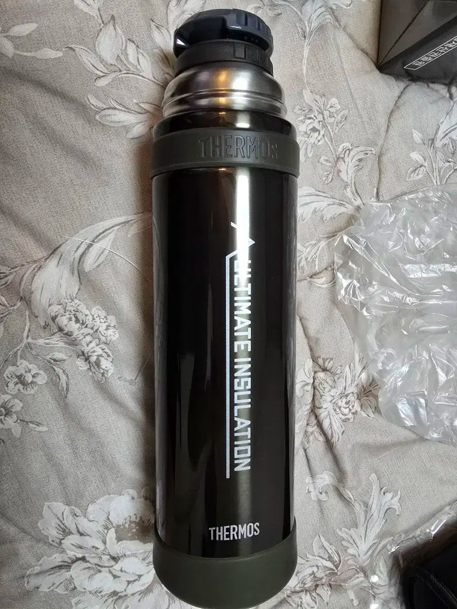 サーモス 保温ボトル FFX 900 ml 901 K ポーチ