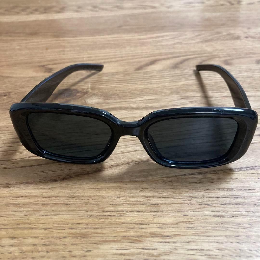 gentle monster キャットアイ サングラス Gentle Monster Devon キャットアイ サングラス | ブラック | FARFETCH JP