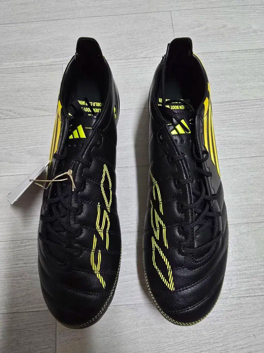アディダス 男の子 南アフリカ WORLD CUP リミテッド EDITION F50 280サイズ