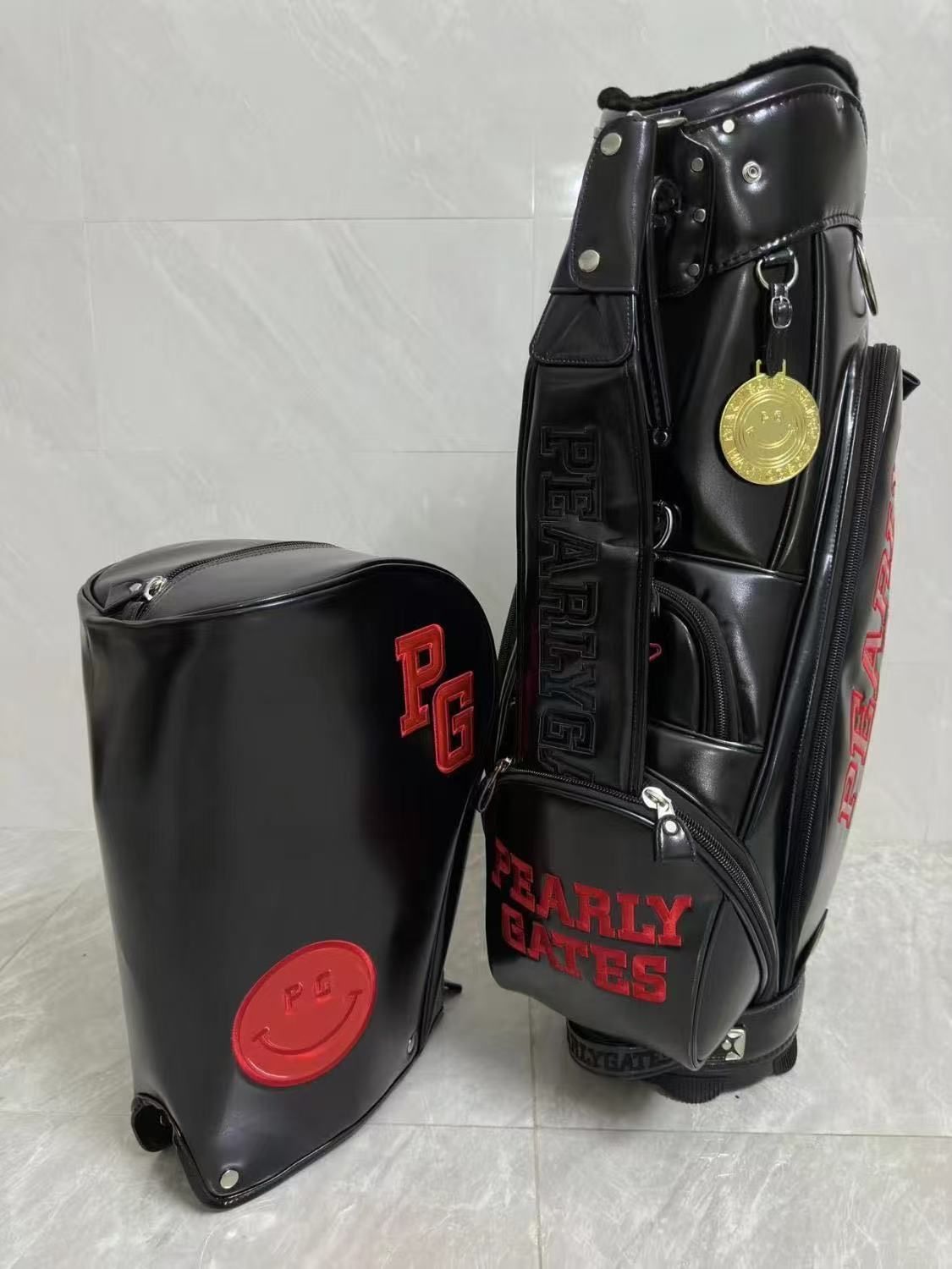 男女兼用 クリスタル素材