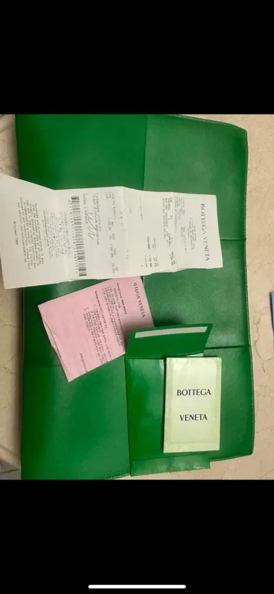 取引対象外 ボッテガ ヴェネタ 緑色 クラッチバッグ