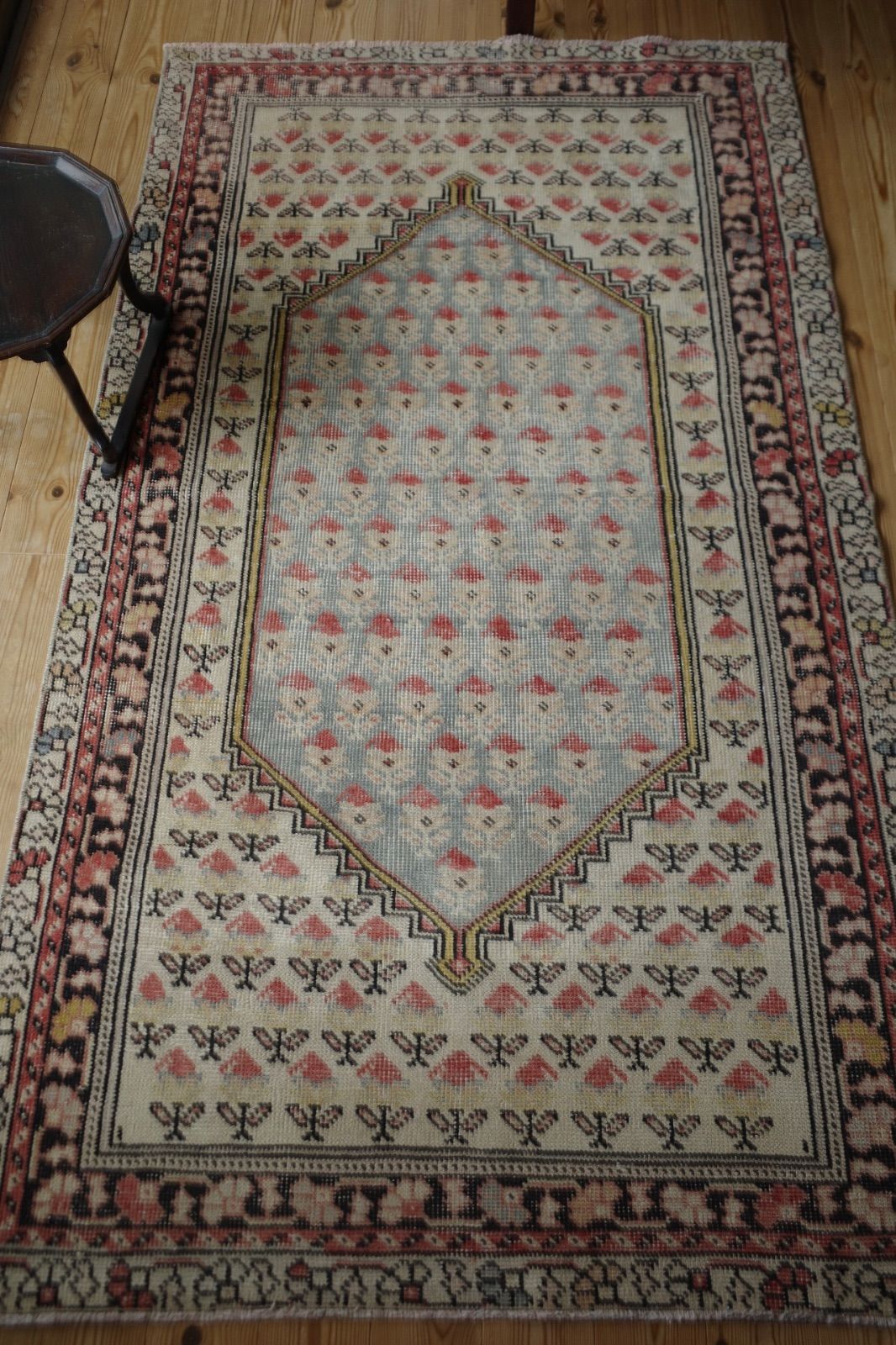 トルコ ウシャク産 ヴィンテージラグ