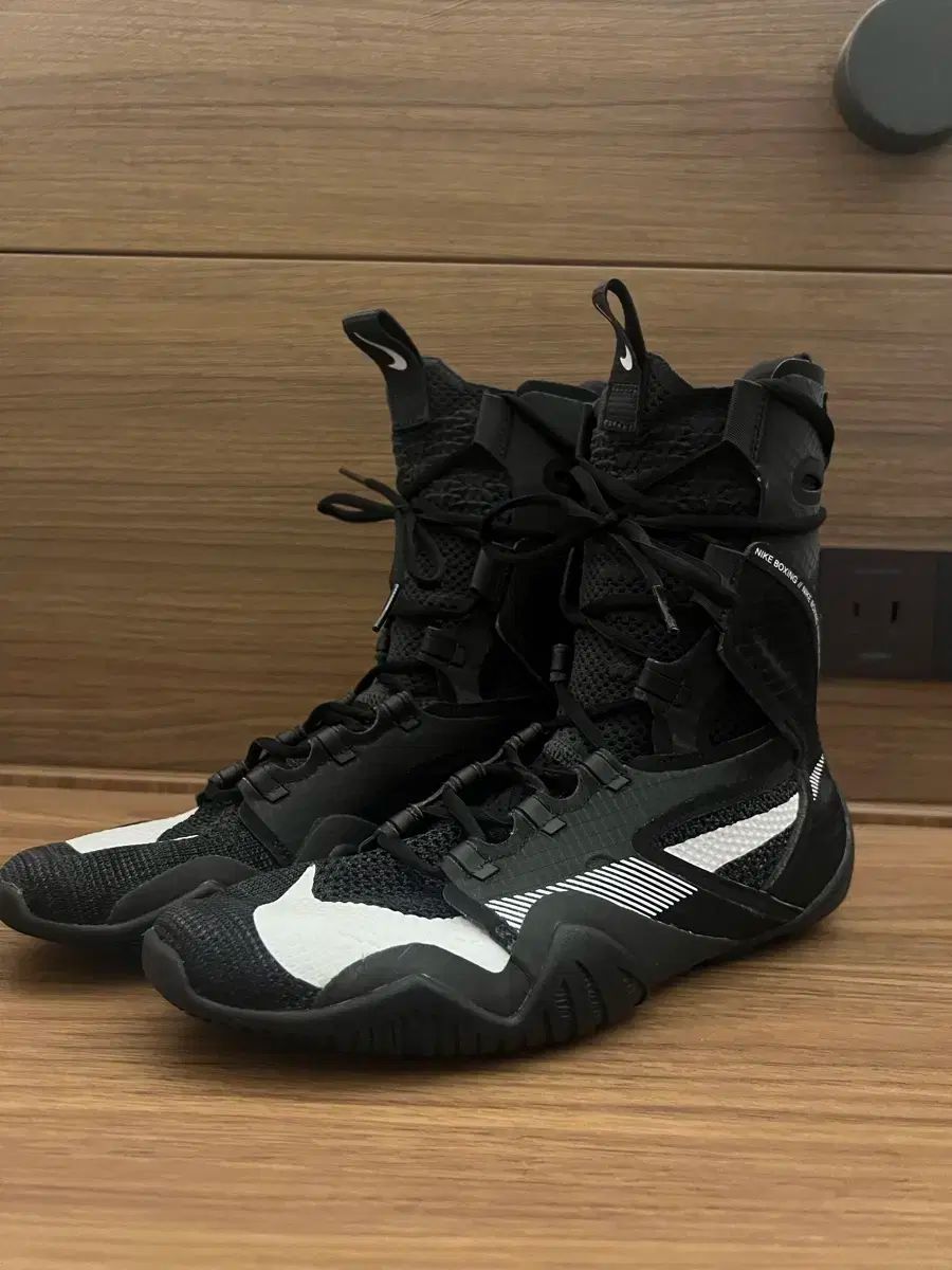 ナイキ ハイパーKO2 ブラック 275 ほぼ