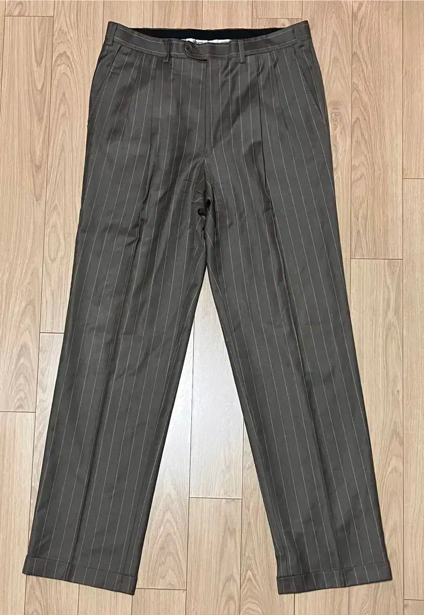 ストライプ スーツ