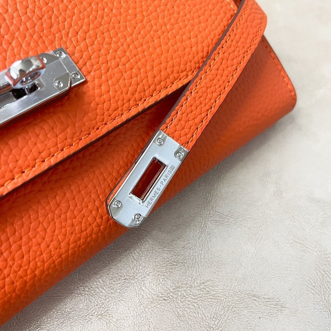 最終値下げ】 人気 HERMES エルメス 長財布 小銭入れ - メルカリ 最終値下げ】 人気 HERMES エルメス 長財布 小銭入れ - メルカリ