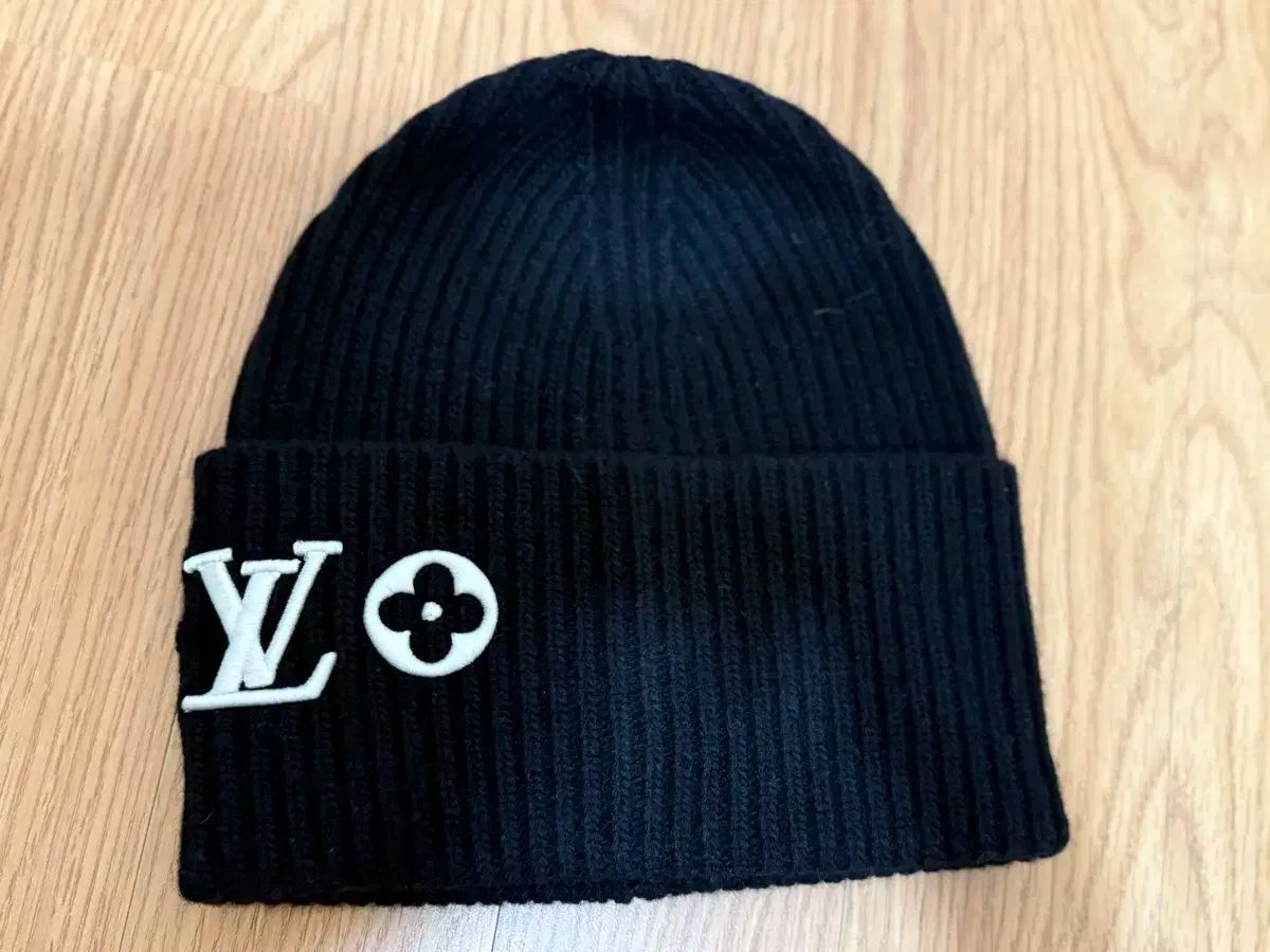 Louis Vuitton ビーニー