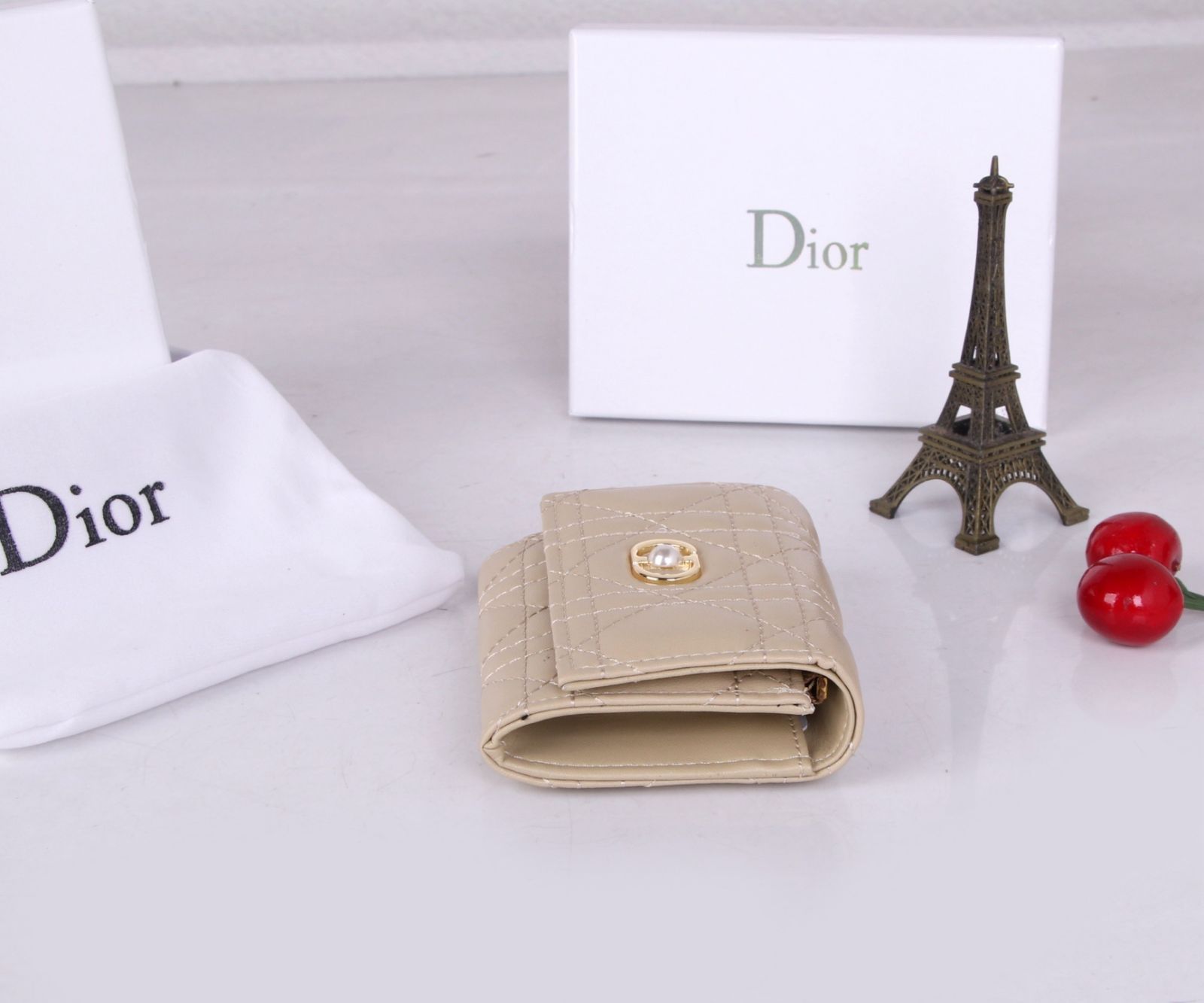 Dior 小銭入れ　財布 imgrc0157415338.jpg