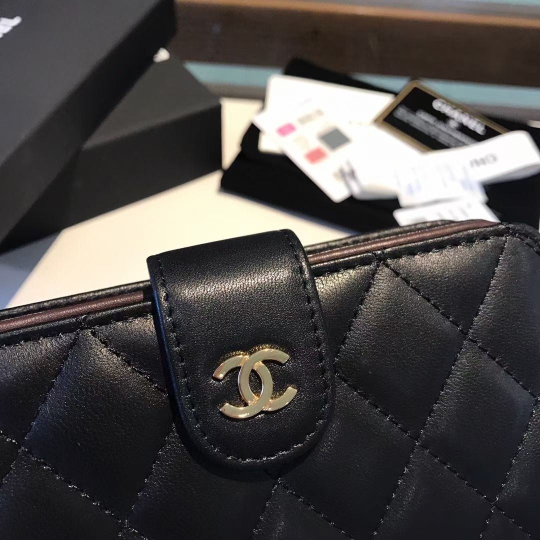  状態良 期間 CHANEL シャネル 折り財布 小銭入れ その他 キッズファッション小物