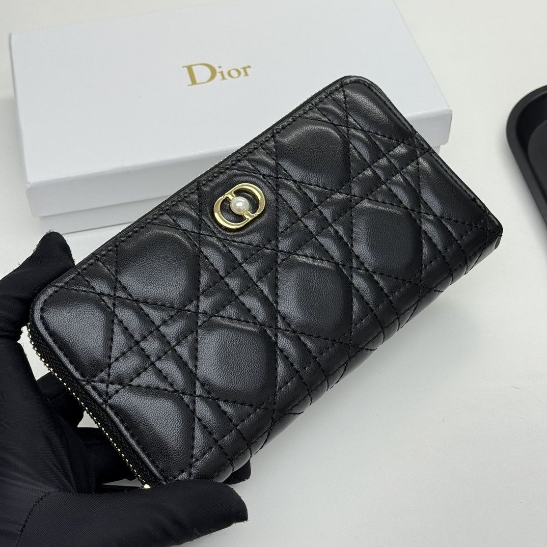 お洒落 即完売 Christian Dior クリスチャンディオール長財布 さいふ