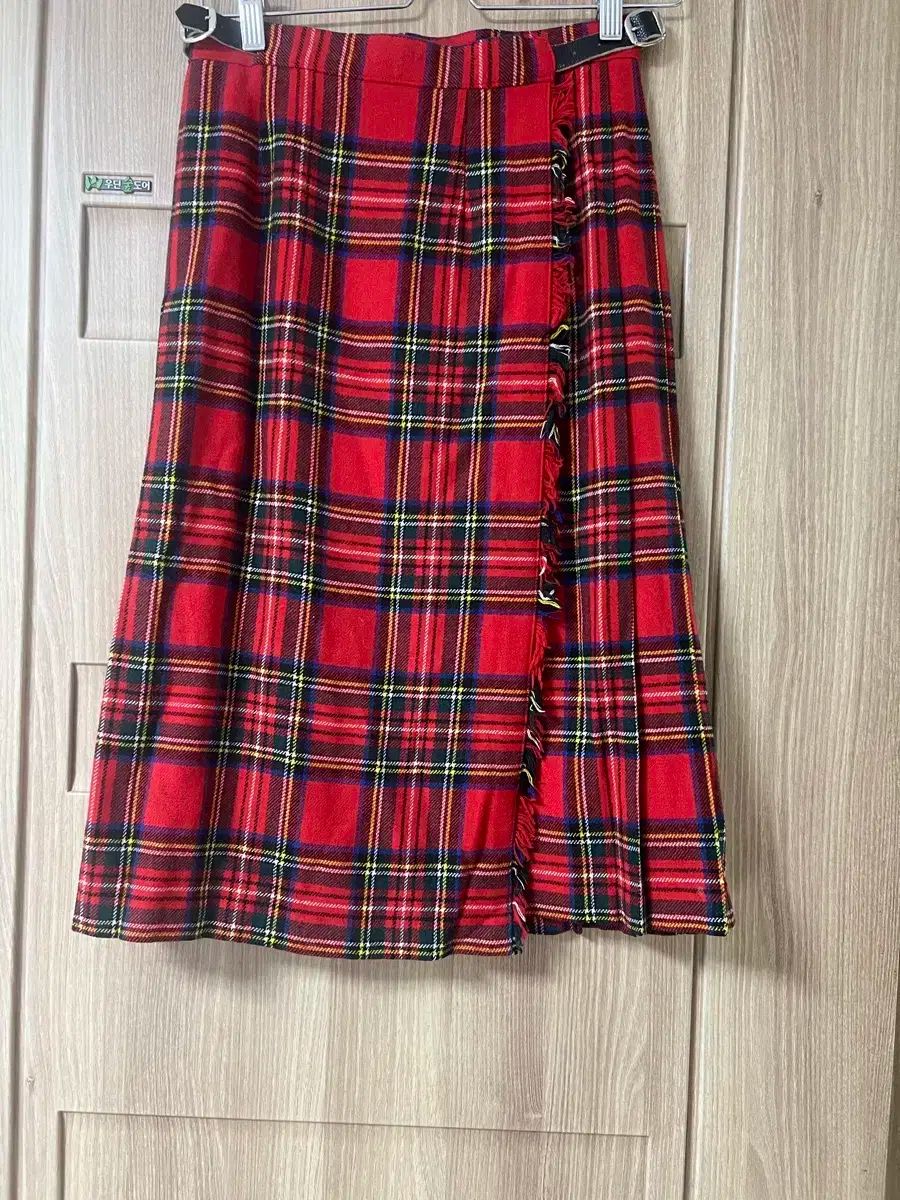 ウール レッド タン CHECK スカート