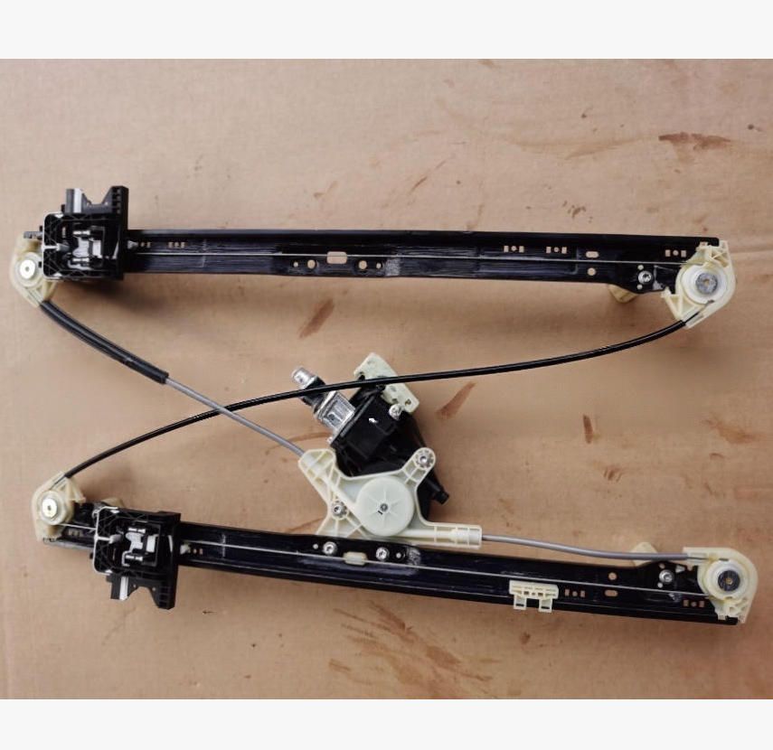 ランドローバー勝利行政延長リフターアッセンブラケット適用後左 後右LR078197 LR043934