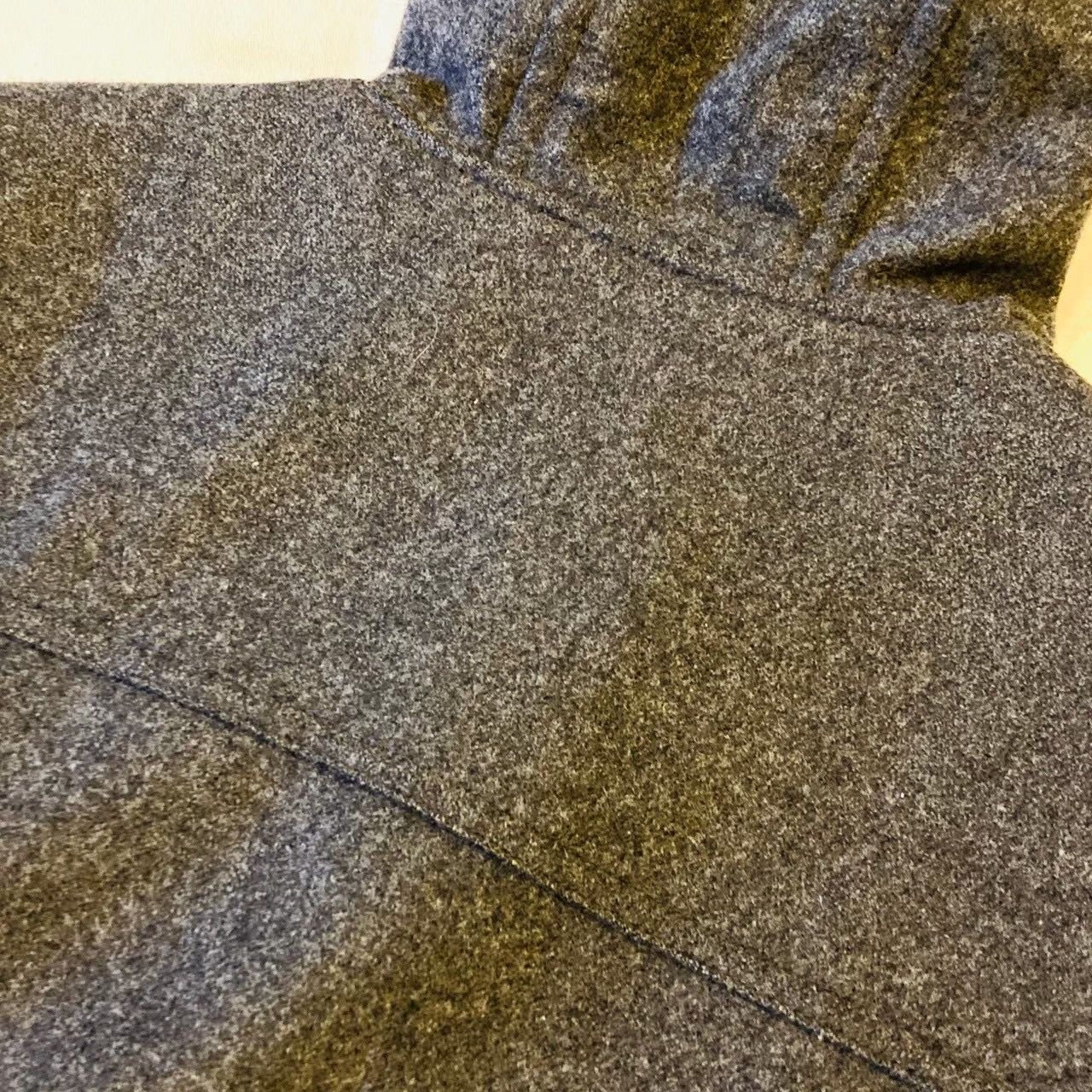 フーディー ダークグレー系