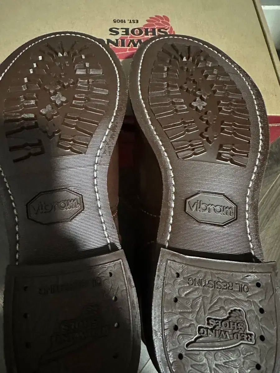  レッドウィング Iron Ranger アイアンレンジャー 8111 270 その他 ブーツ 革靴