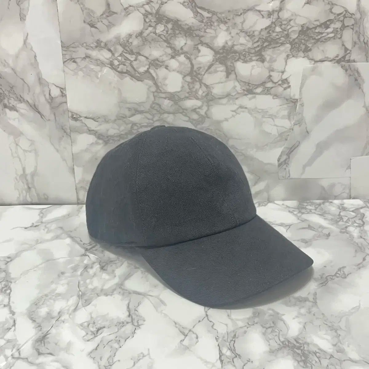 OS ルイヴィトン モノグラム ESSENTIALS エッセンシャルズ ベースボールキャップ M76584