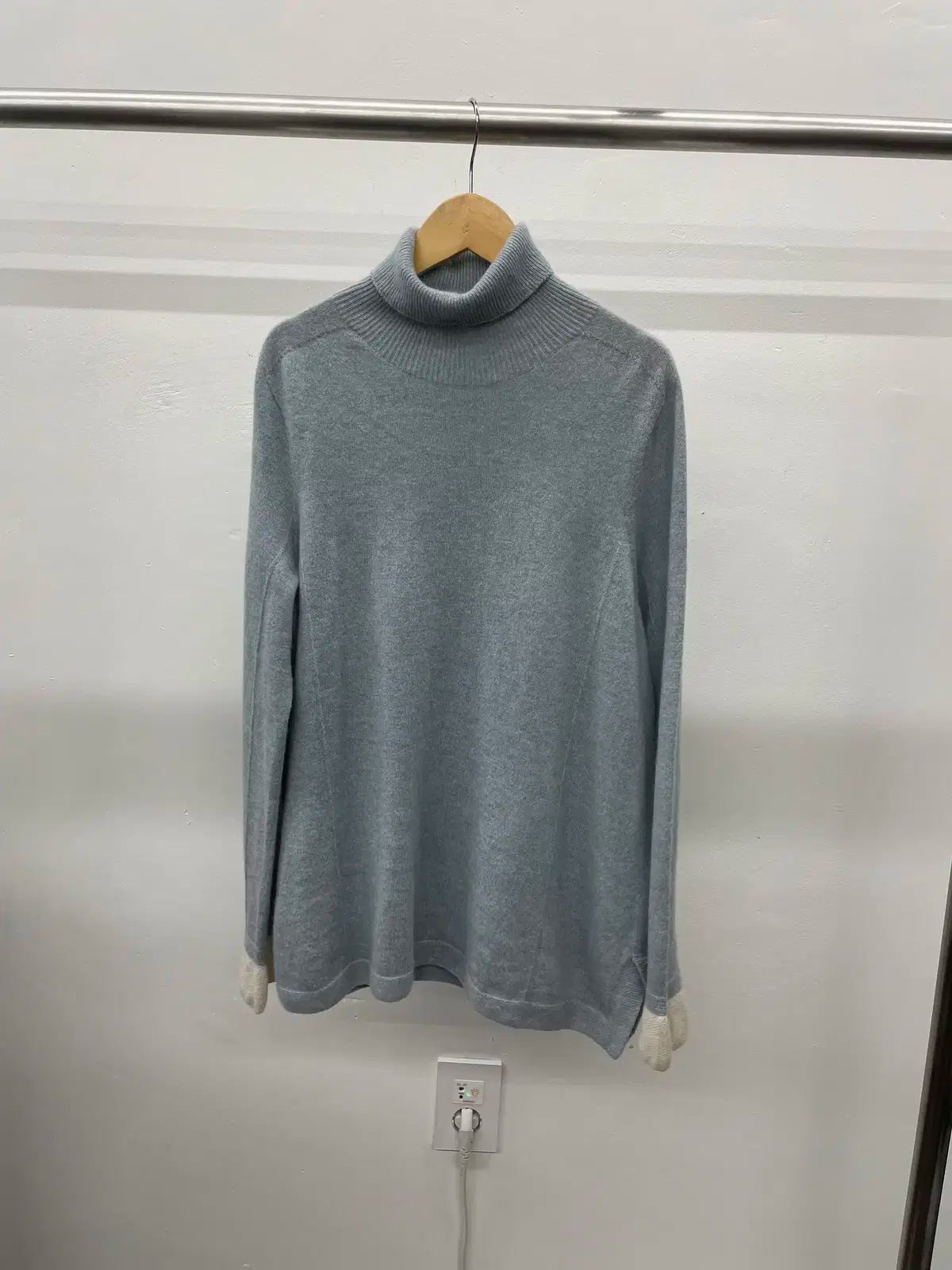 レディース BOTTICELLI カシミア タートルネック ニット 66サイズ