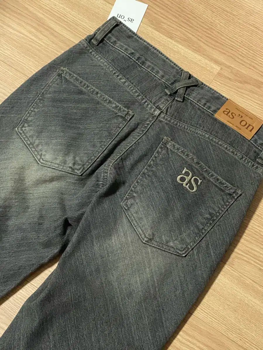 ヴィクトリー パンツ