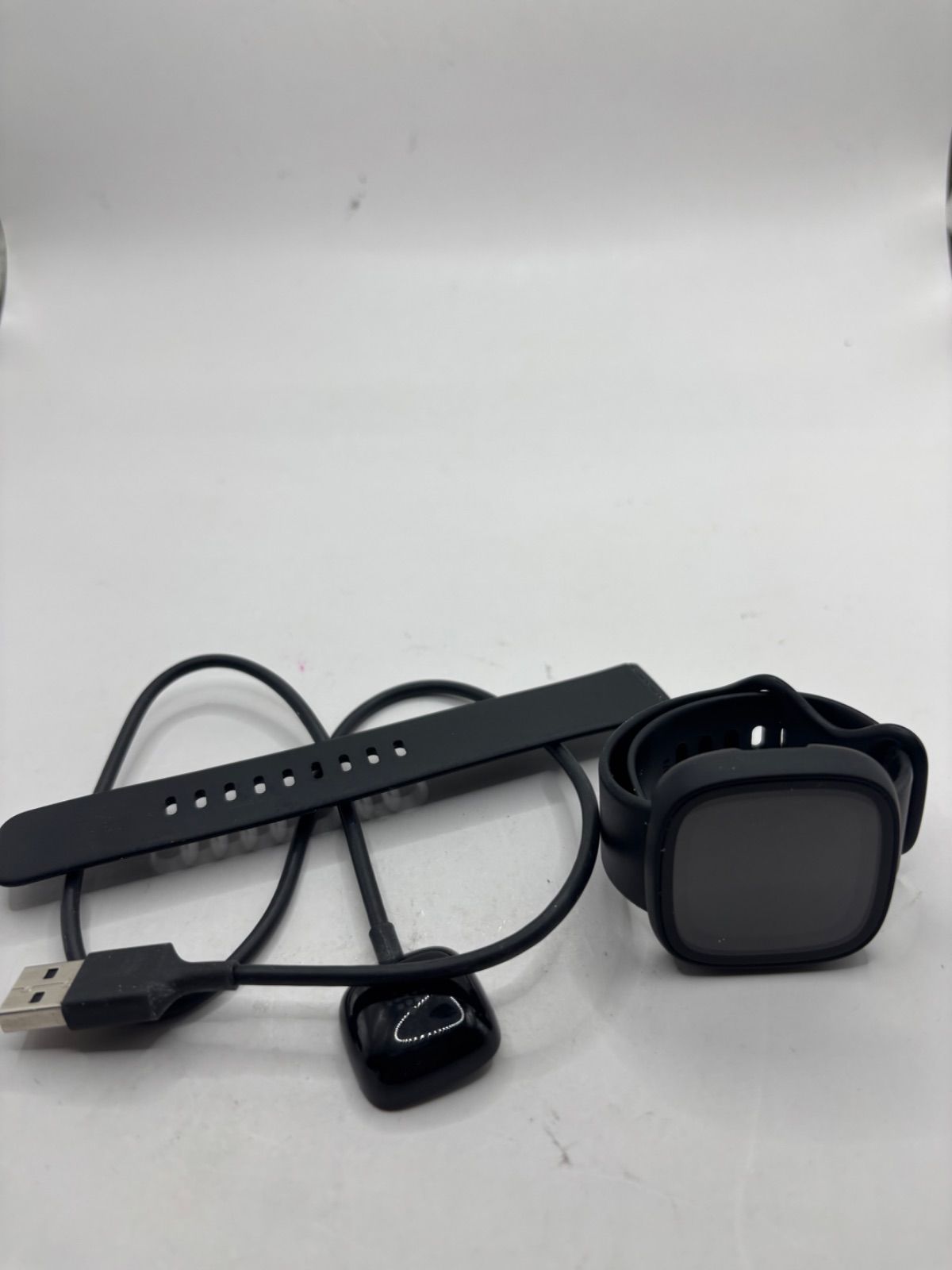 Fitbit Versa4 スマートウォッチ fitbit フィットビット ベルサ4