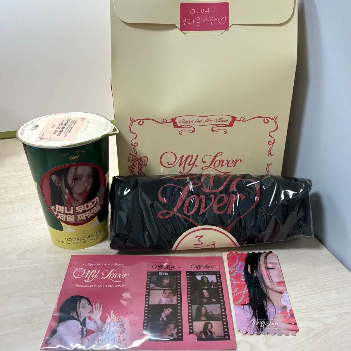 アイドゥル ミヨン ショーケース 入場 特典 ネバーランドゾーン