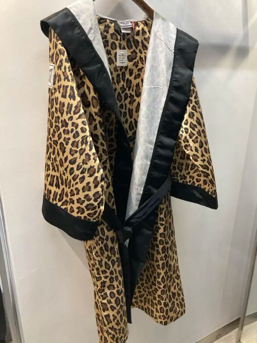 Supreme EVERLAST エバーラスト ヒョウ柄 レオパード ボクシング ガウン