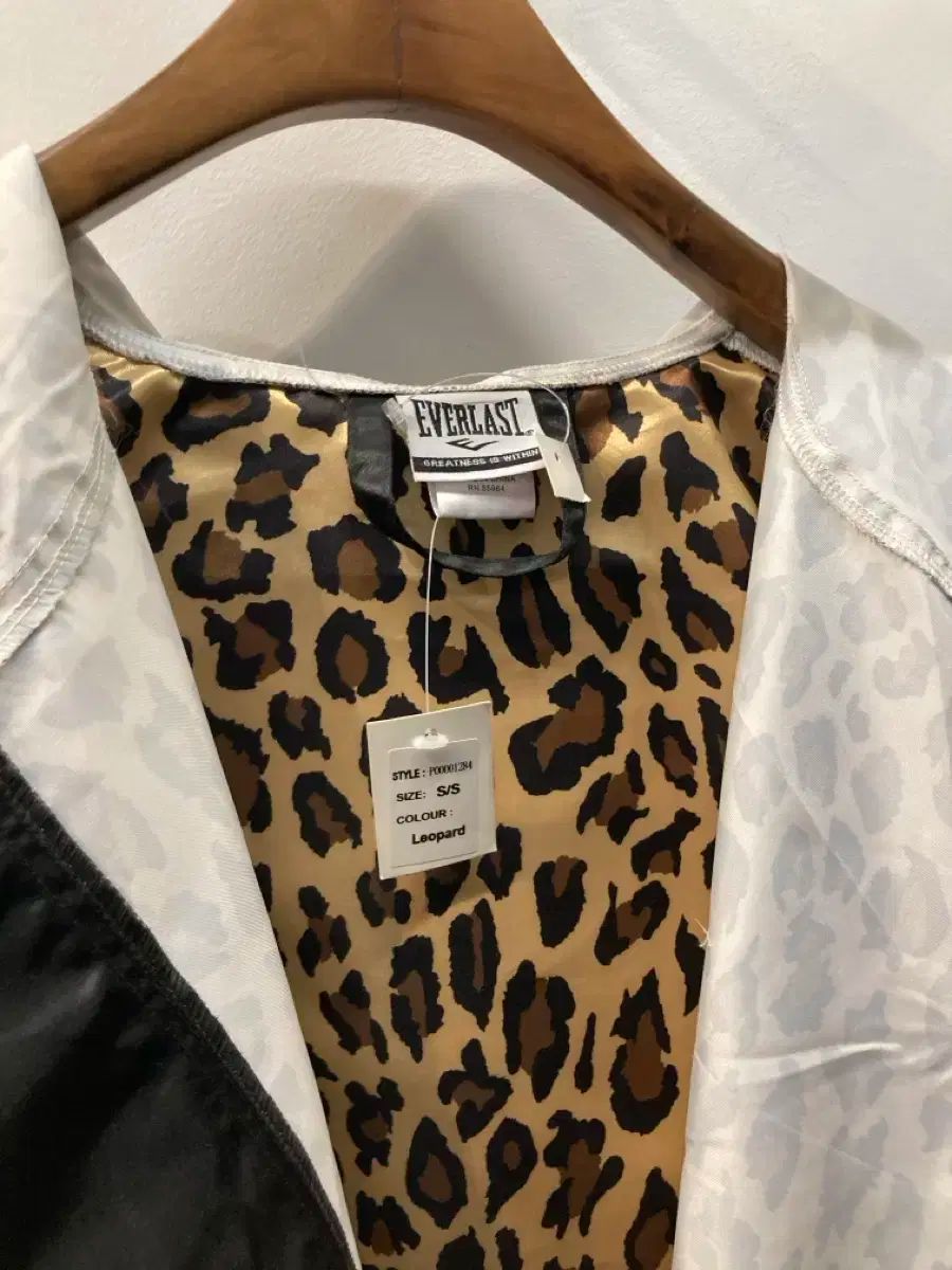  Supreme EVERLAST エバーラスト ヒョウ柄 レオパード ボクシング ガウン その他 ボクシング
