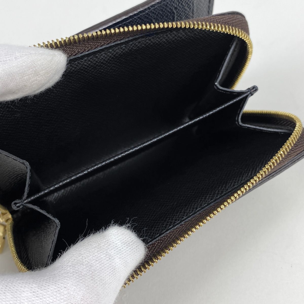 二つ折り財布 モノグラム