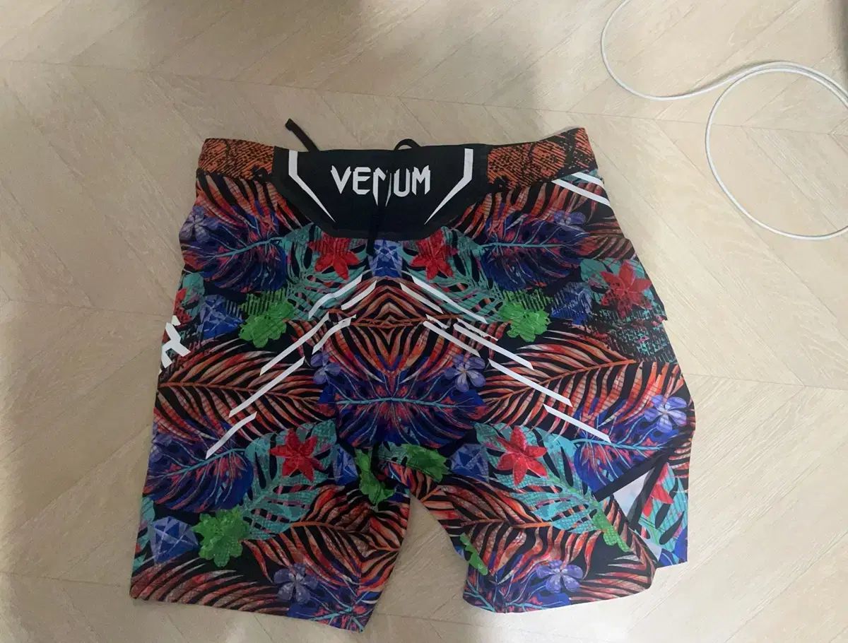 venum ufc ファイトショーツ ダスティン ポイリエ