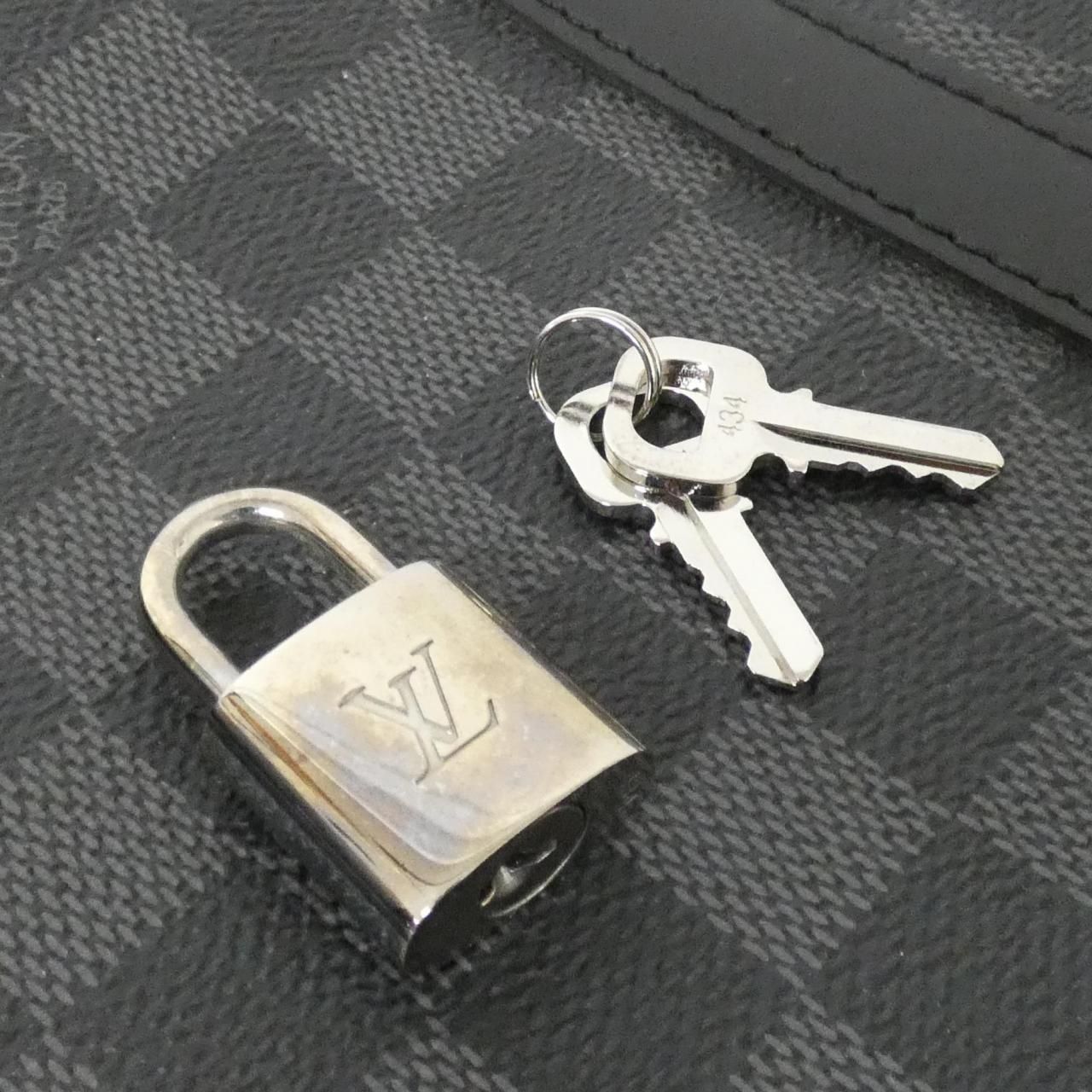 ヴォワヤージュ N41125