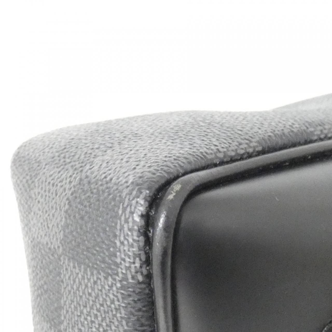 ルイヴィトン ダミエ グラフィット ポルト ドキュマン ヴォワヤージュ N41125 バッグ