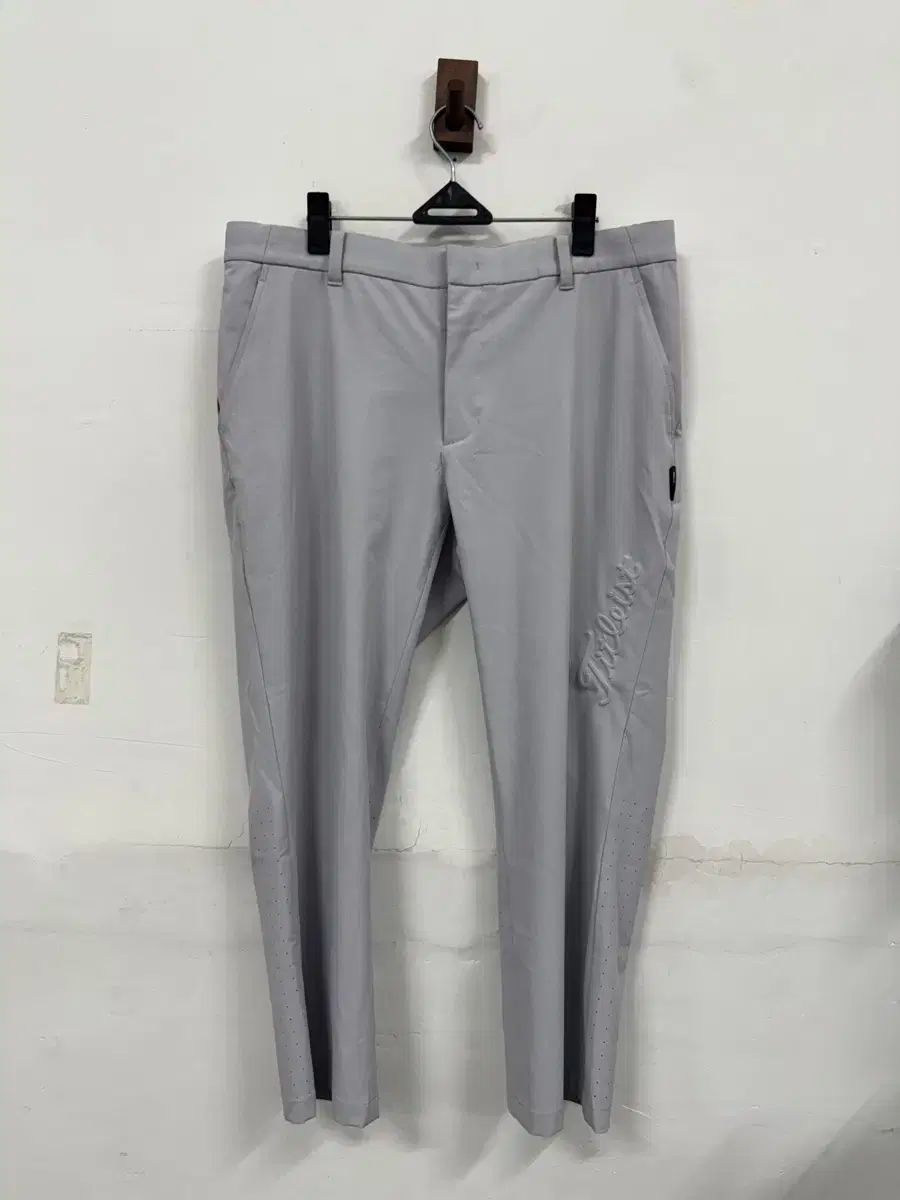 34 タイトリスト 20w メンズ ゴルフパンツ