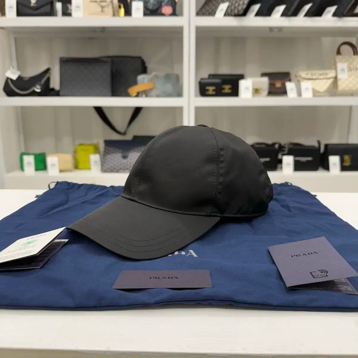 L PRADA プラダ リナイロン ナイロン ベースボールキャップ キャップ ブラック