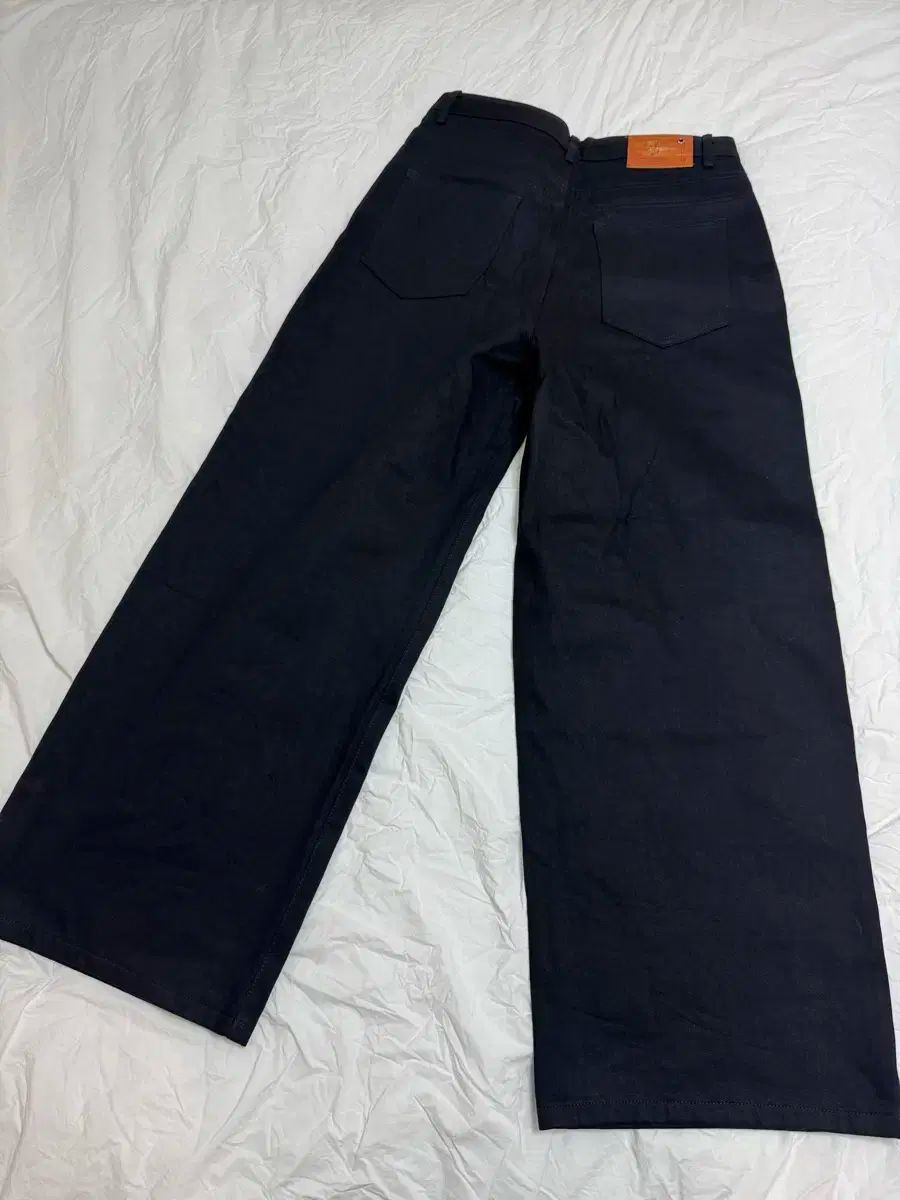 ノーフェイススタジオ ウルトラ