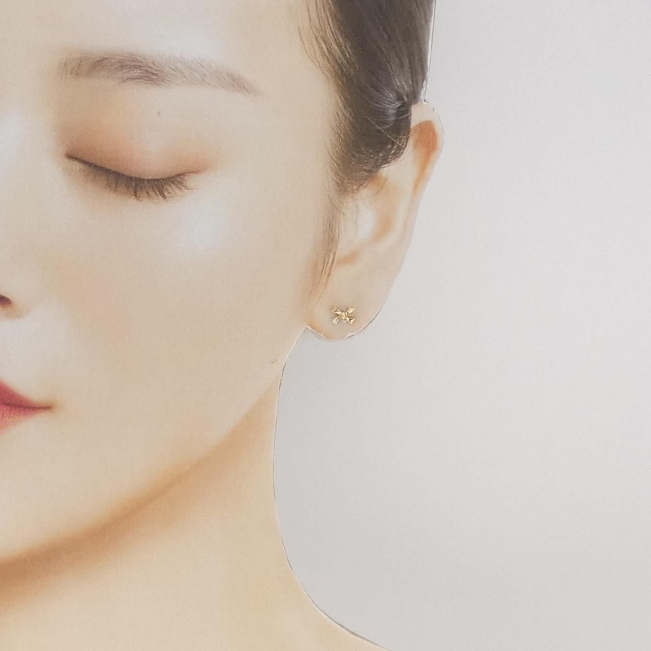 ダイヤモンド ピアス