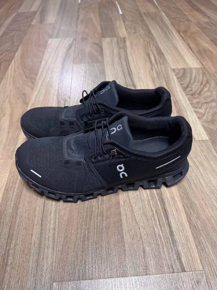 オール ブラック