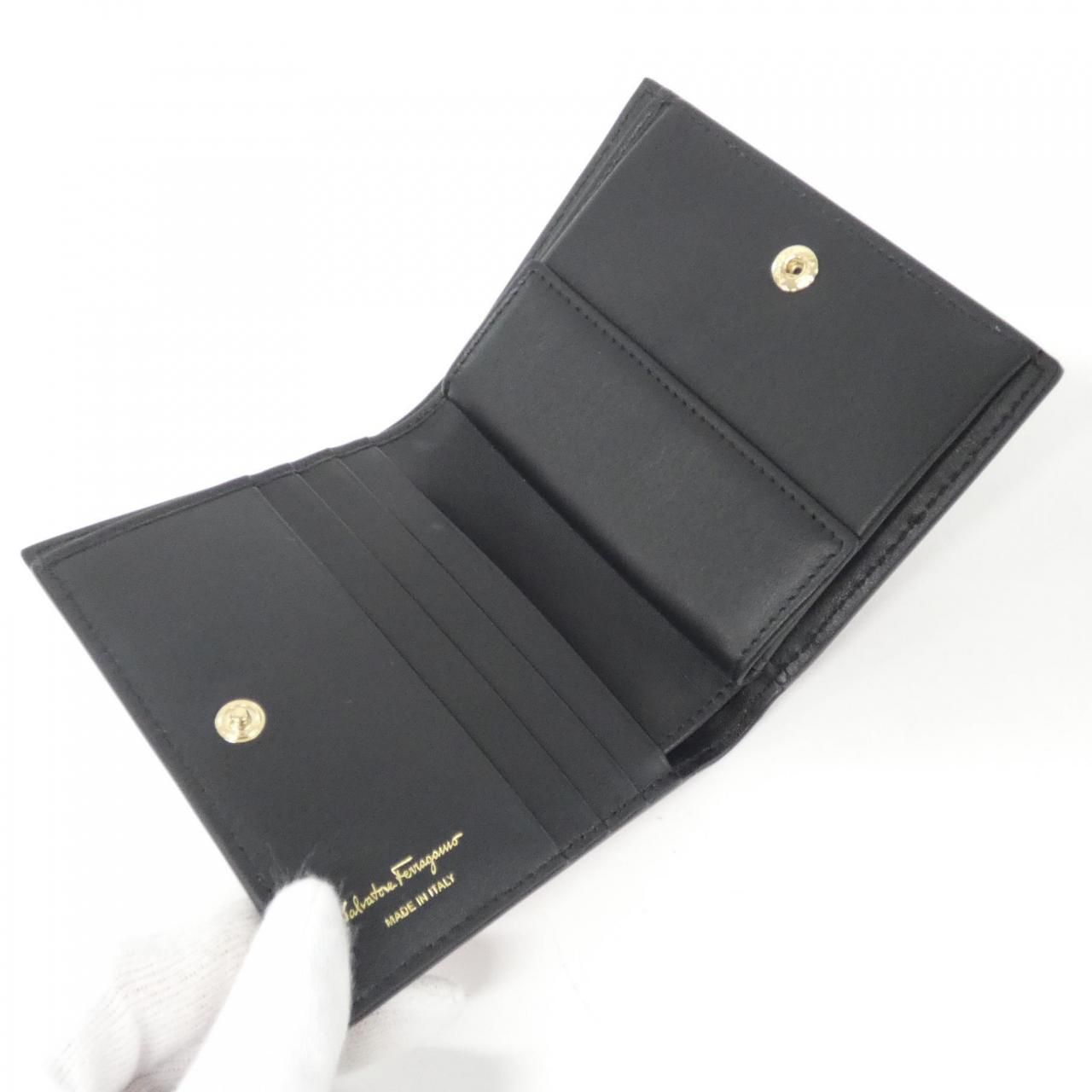 サルヴァトーレフェラガモ 22