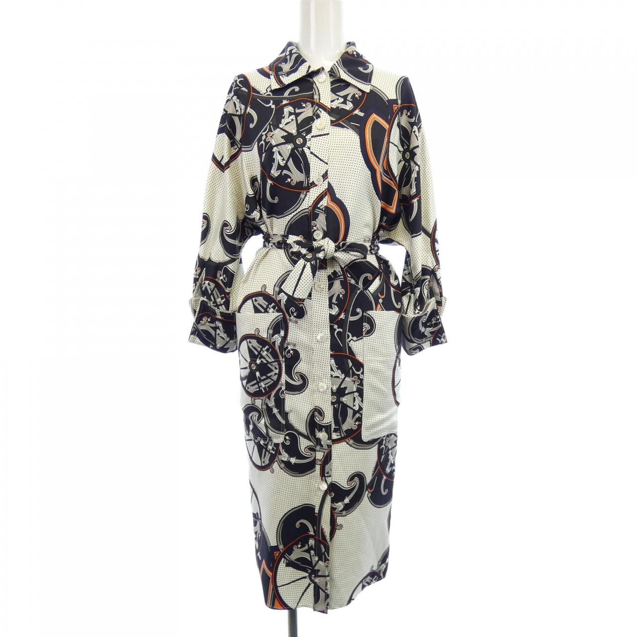 エルメス HERMES WASHINGTONS CARRIAGE 96-7300 ツイルレーヌ. ワンピース