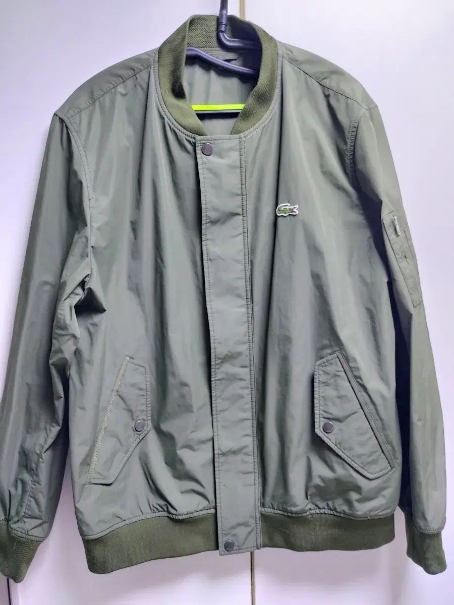 ラコステ 春 ブルゾン ジャケット 105サイズ カーキ